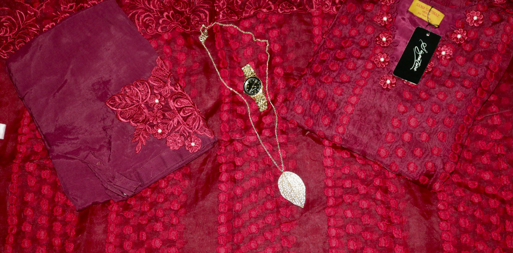 Sana Safinaz organza outfit is stitched to perfection