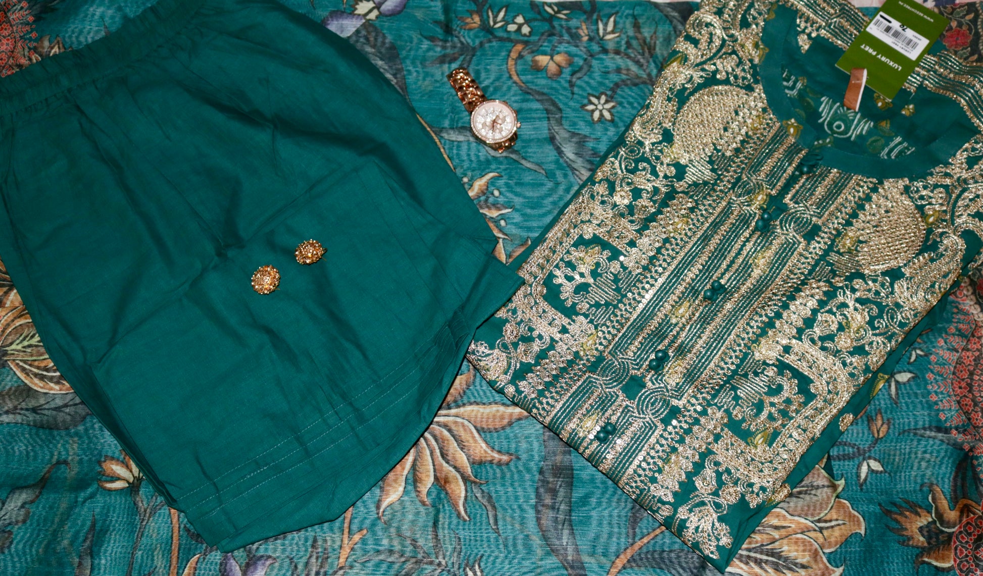 Beech Tree’s stitched 3-piece outfit is now available in multiple styles