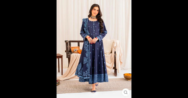 Garnet’s 3-piece stitched suit brings effortless style and grace